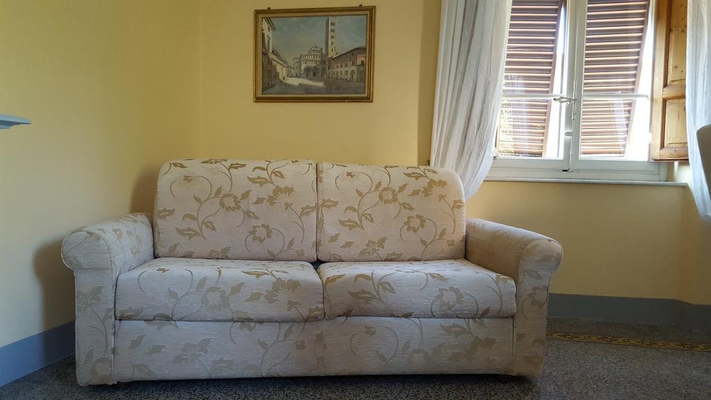 Villa Casolare Al Dopolavoro Lucca Esterno foto